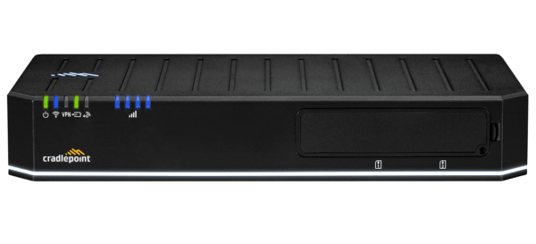 Cradlepoint &ndash; BF01-0300C18B-GM - E300 router with WiFi incl. 1 year NetCloud plan - EU, UK version