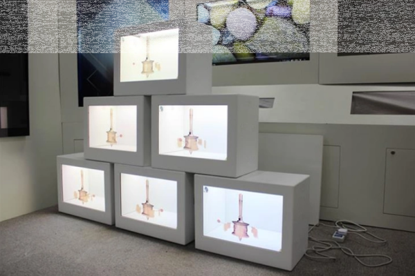 Transparent LCD Showcase - 12&ndash;86" Transparent Display Box