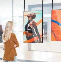 Schaufenster-Displays 22–86" High Brightness
